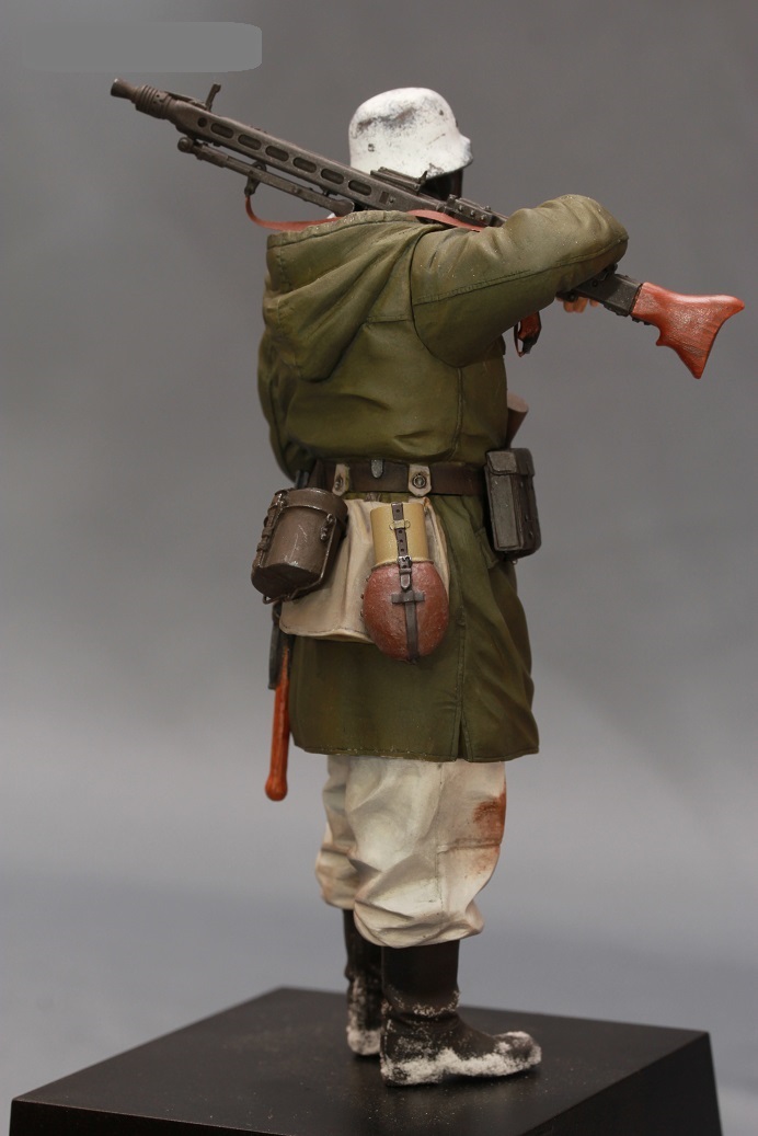 Figures: MG-42 machine gunner, photo #5