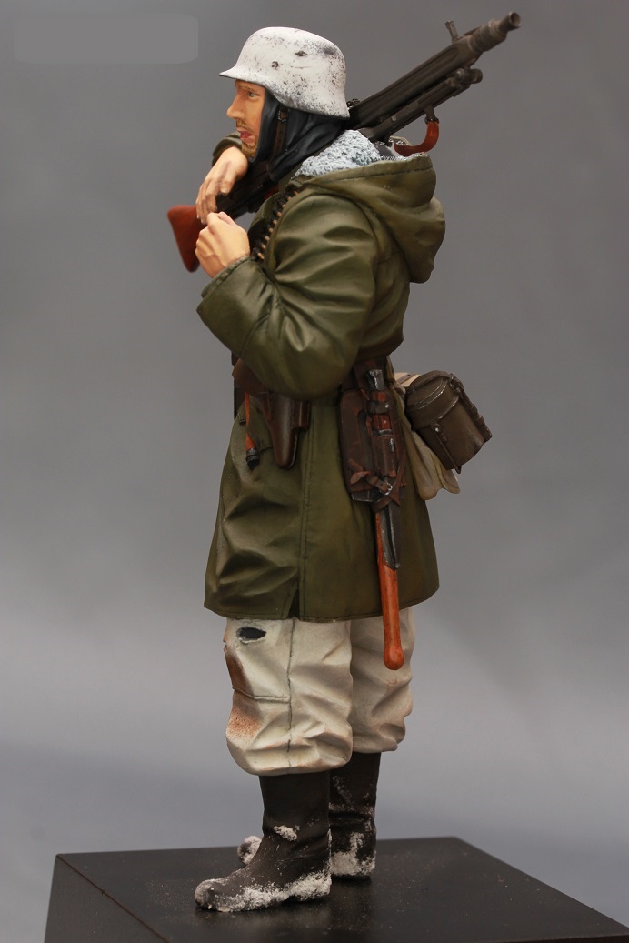 Figures: MG-42 machine gunner, photo #8