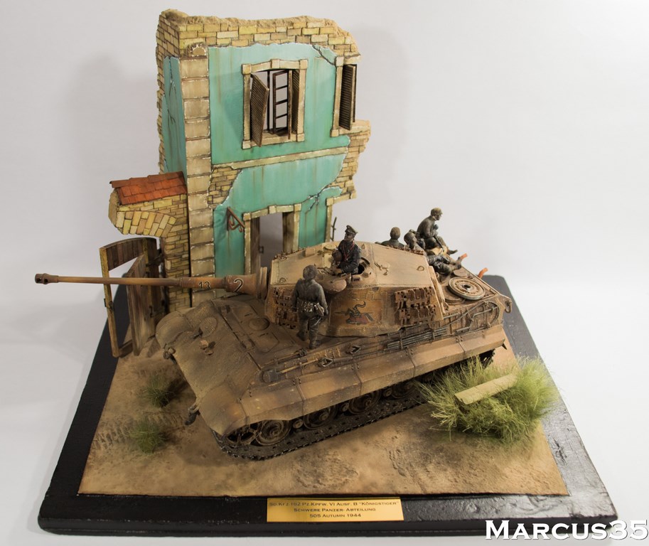 Dioramas and Vignettes: PzKpfw VI Ausf. B Koenigstiger, photo #1