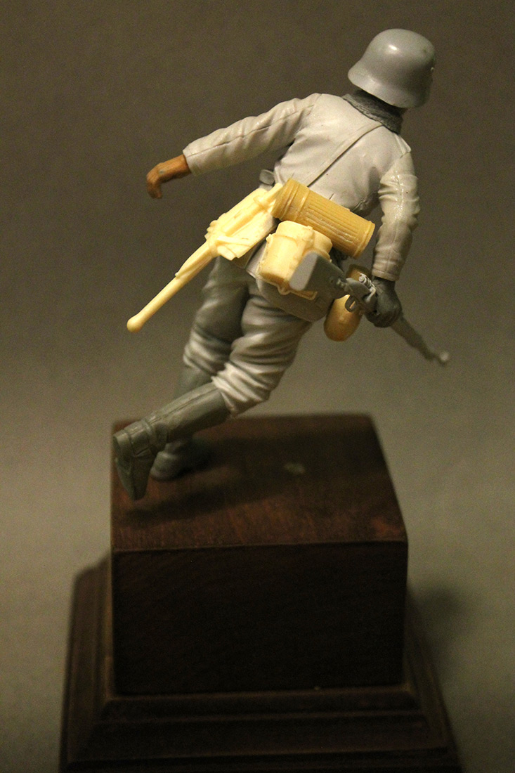 Sculpture: German soldier, Stalingrad, photo #4