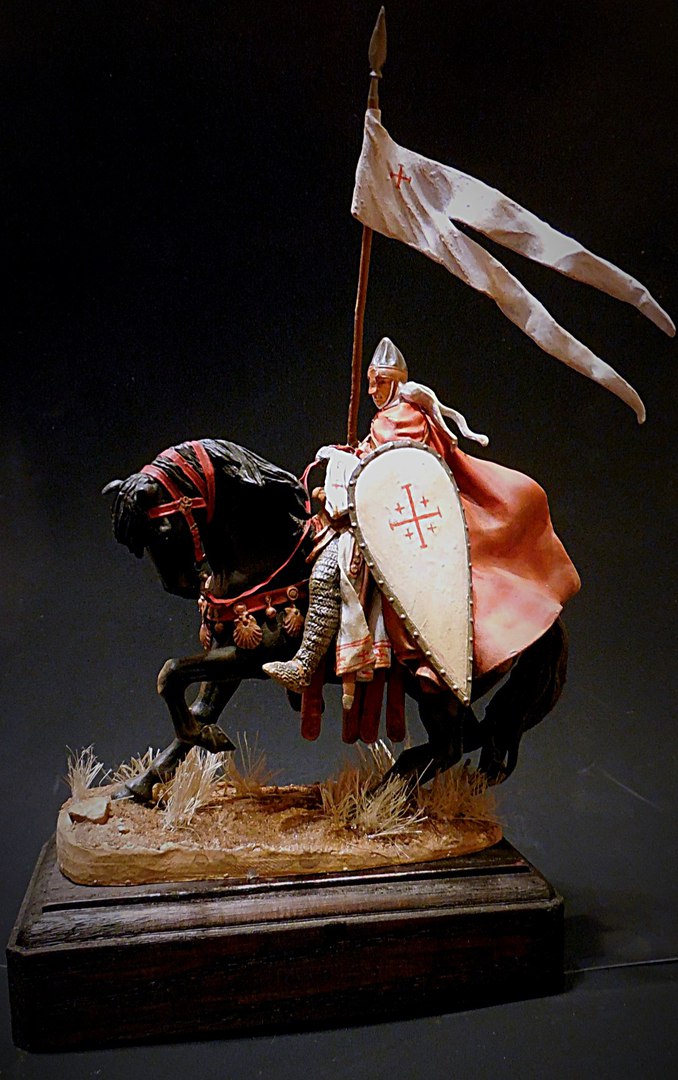 Figures: Mounted crusader, photo #1