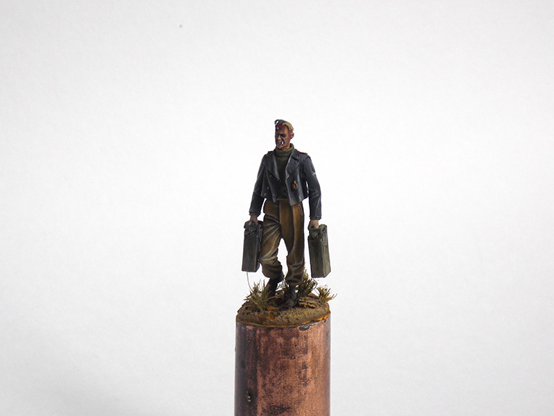 Figures: German SPG crewman, photo #1