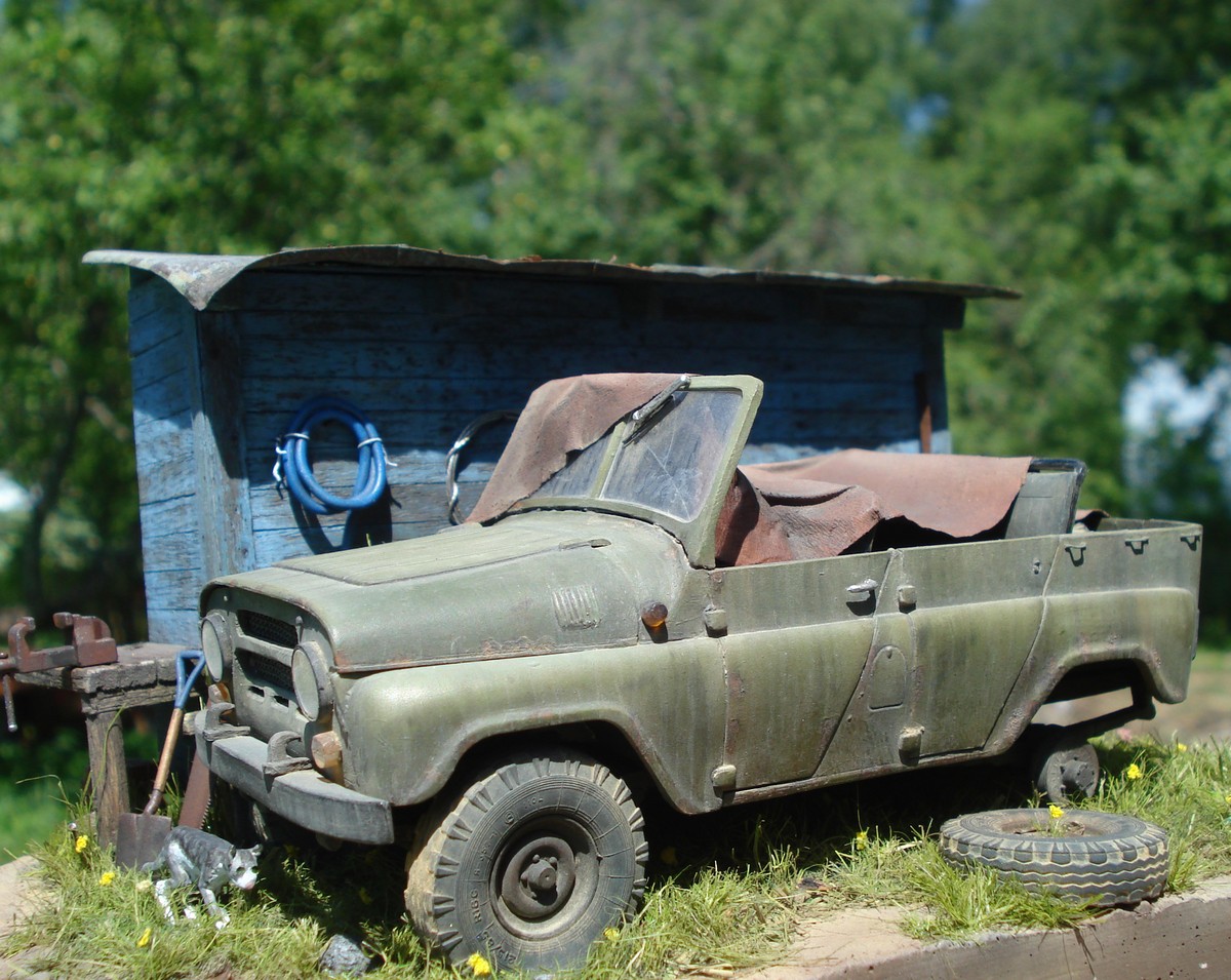 Dioramas and Vignettes: UAZ-469 at the backyard, photo #4