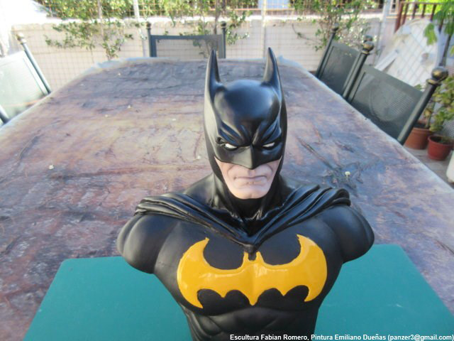 Sculpture: Batman, photo #2