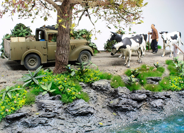 Dioramas and Vignettes: Countryside traffic
