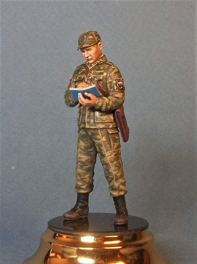 Figures: Russian army officer, 2000s, photo #2