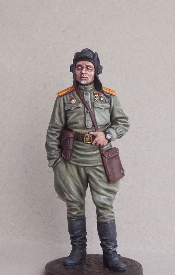 Figures: Guards major, tank batallion commander, 1945, photo #2