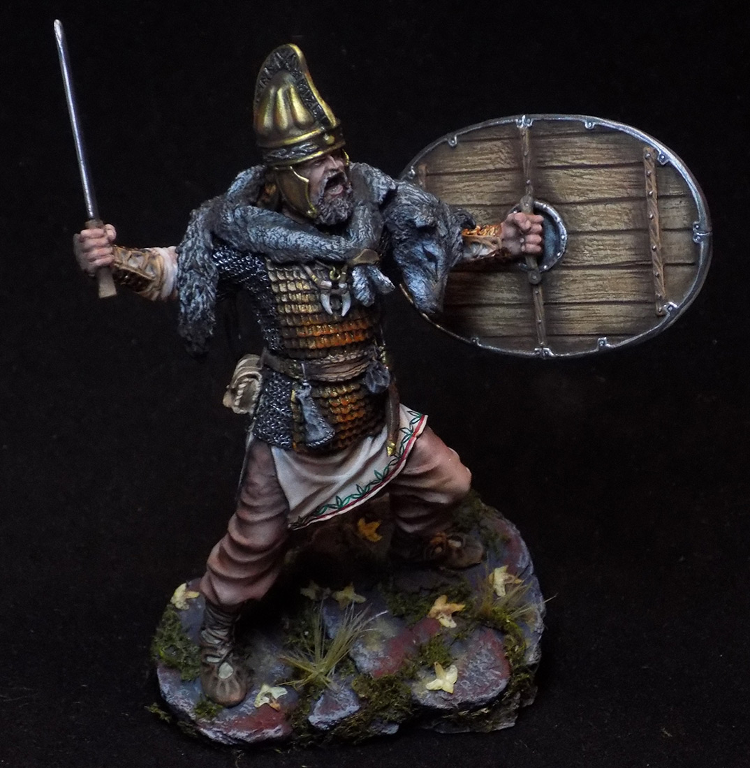 Figures: Dacian warrior, photo #1