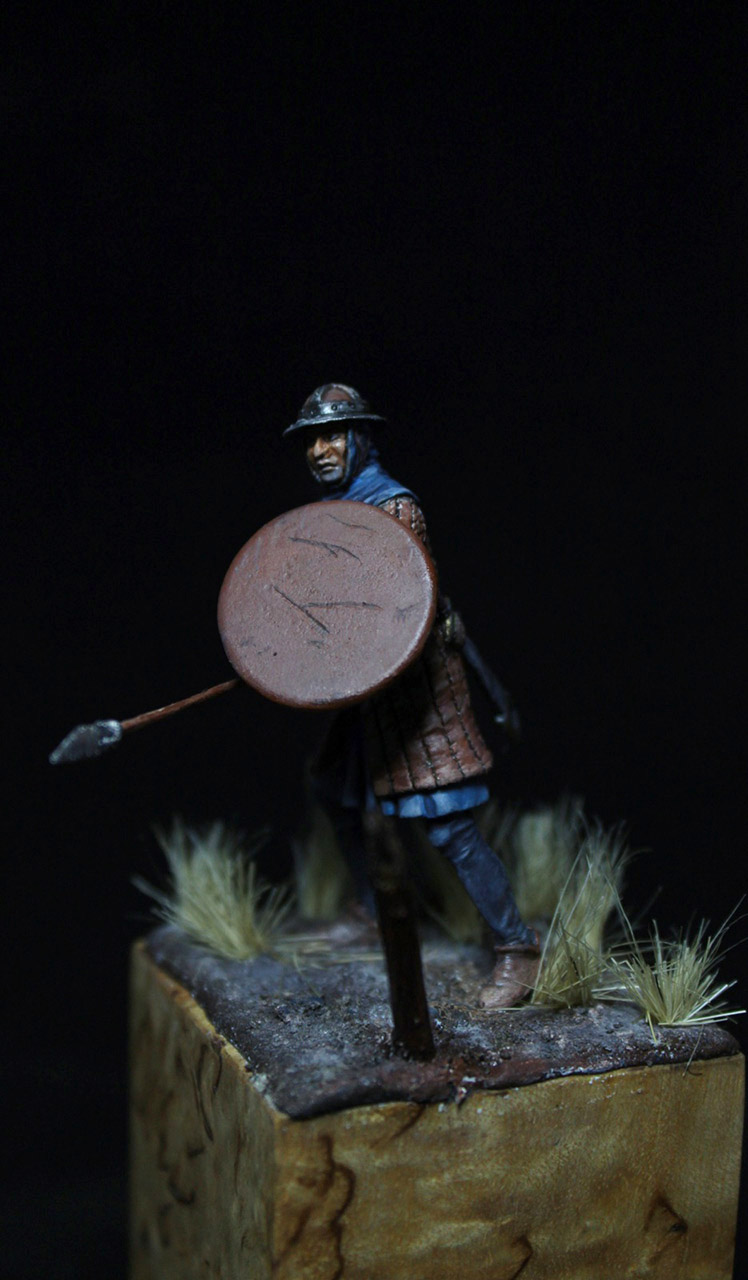 Figures: English warrior, XIV cent., photo #2