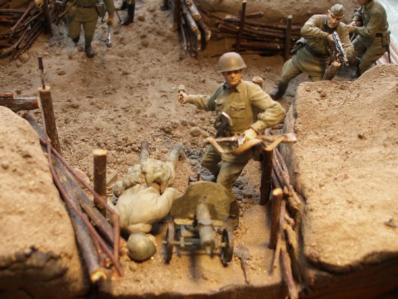 Dioramas and Vignettes: Hold the Line!!, photo #8