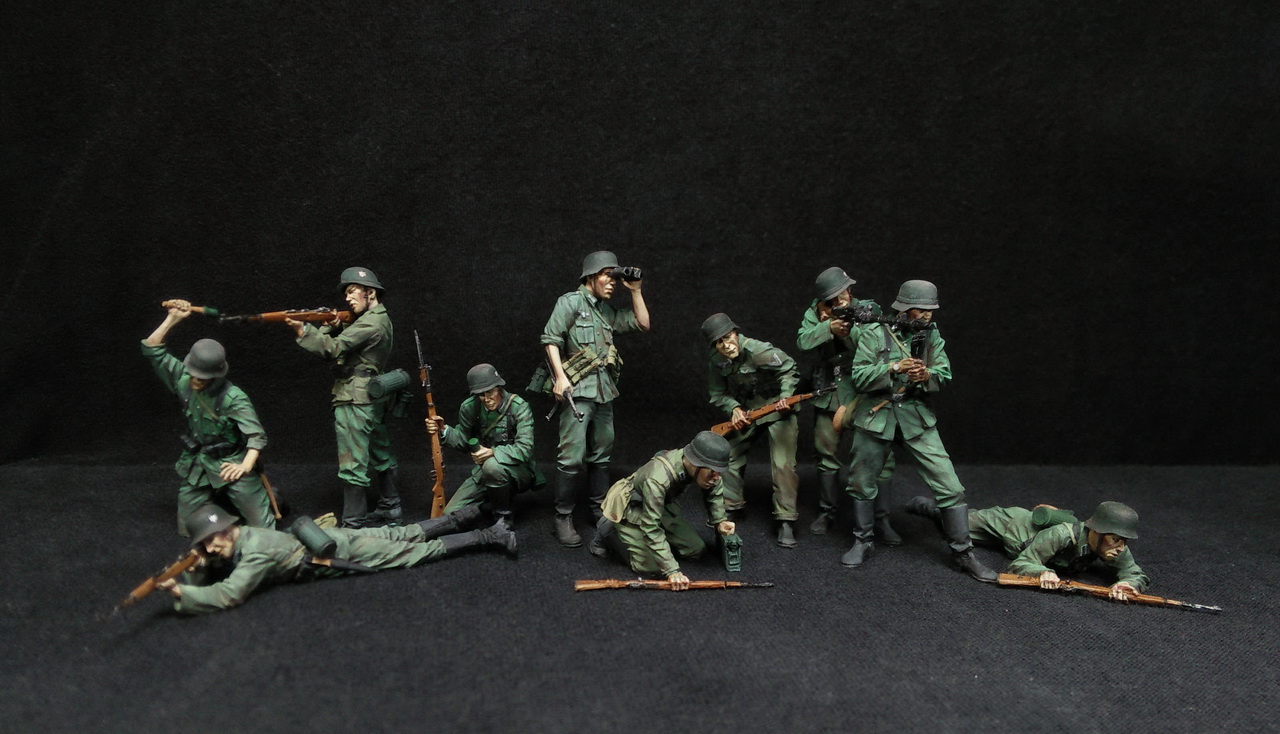 Figures: German Infantry in action, photo #1