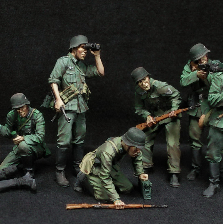 Figures: German Infantry in action, photo #2
