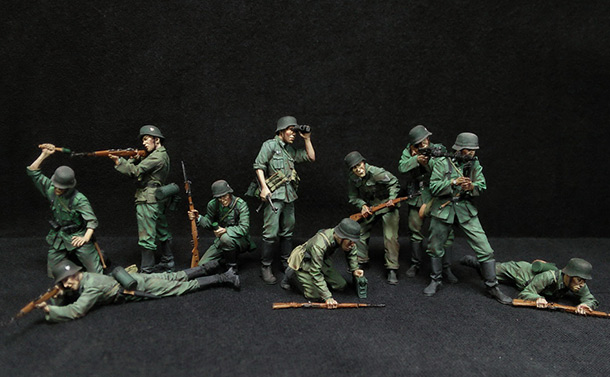 Figures: German Infantry in action