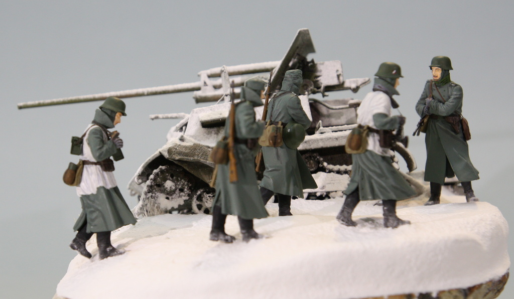 Dioramas and Vignettes: Typhoon is fading down, photo #8