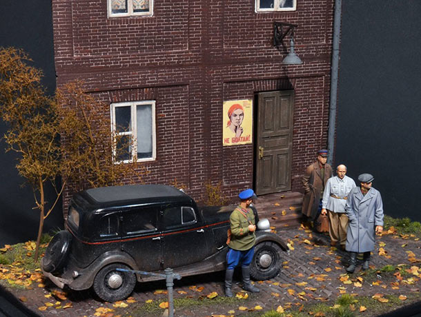 Dioramas and Vignettes: 1937