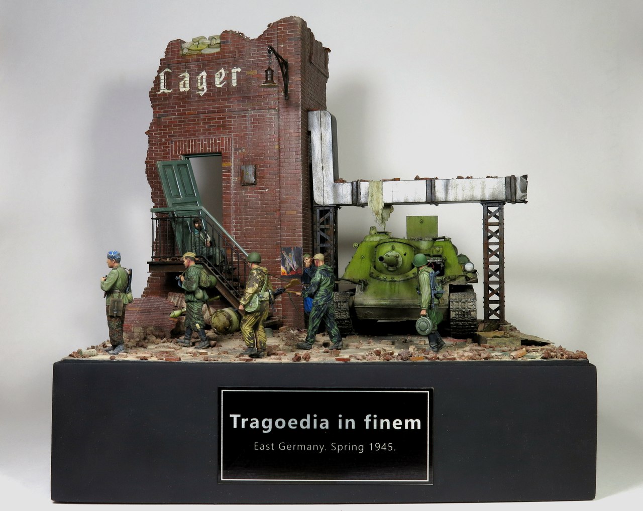 Dioramas and Vignettes: Tragoedia in finem, photo #3