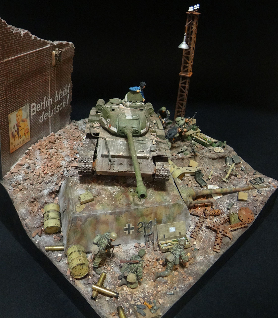 Dioramas and Vignettes: Berlin 1946, photo #5