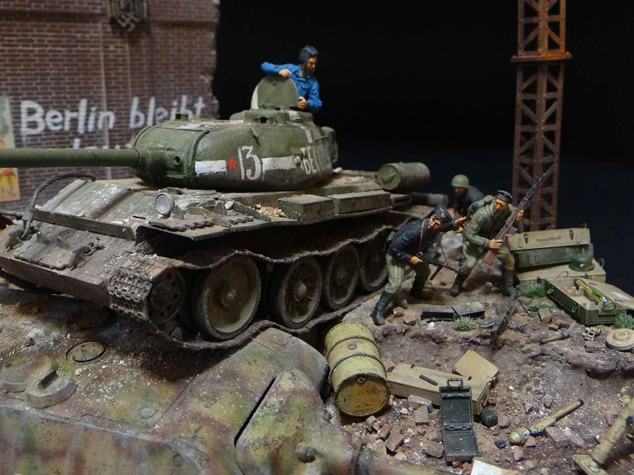 Dioramas and Vignettes: Berlin 1946, photo #8