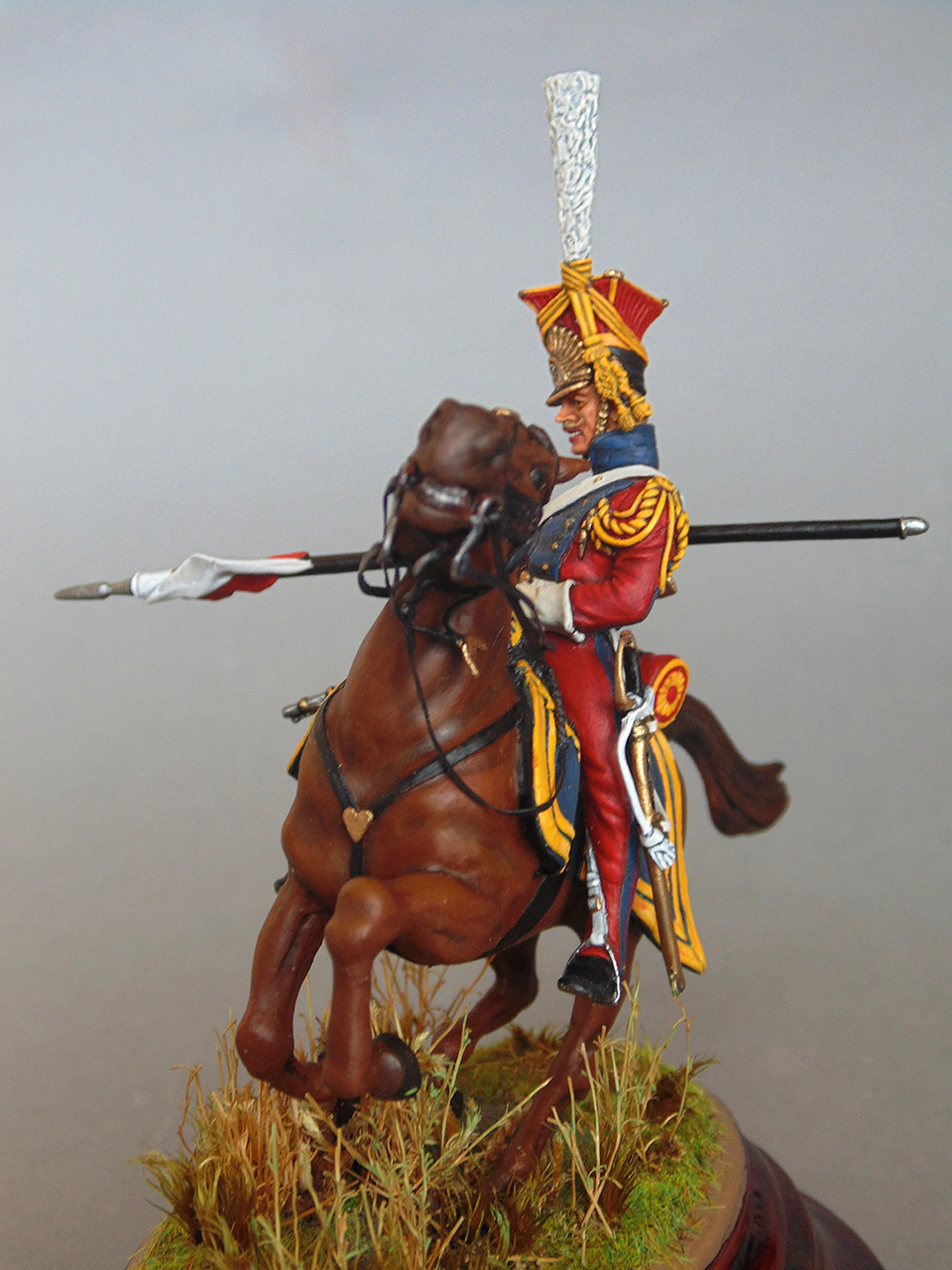 Sculpture: Red lancer, photo #4