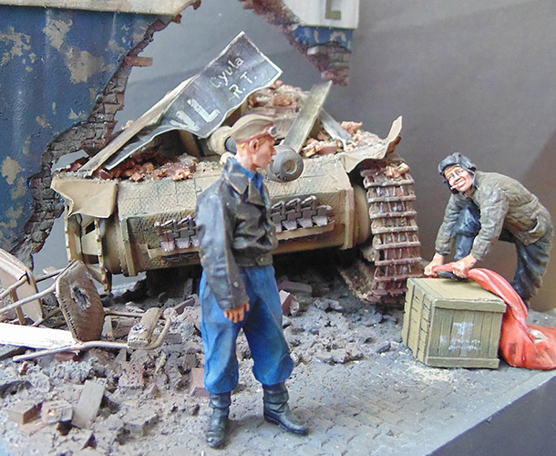 Dioramas and Vignettes: The Trophy