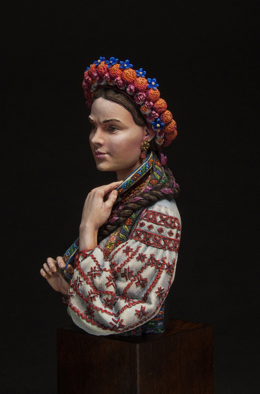 Figures: Marusya Churay, Ukrainian girl, photo #2