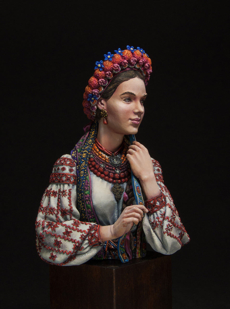 Figures: Marusya Churay, Ukrainian girl, photo #6