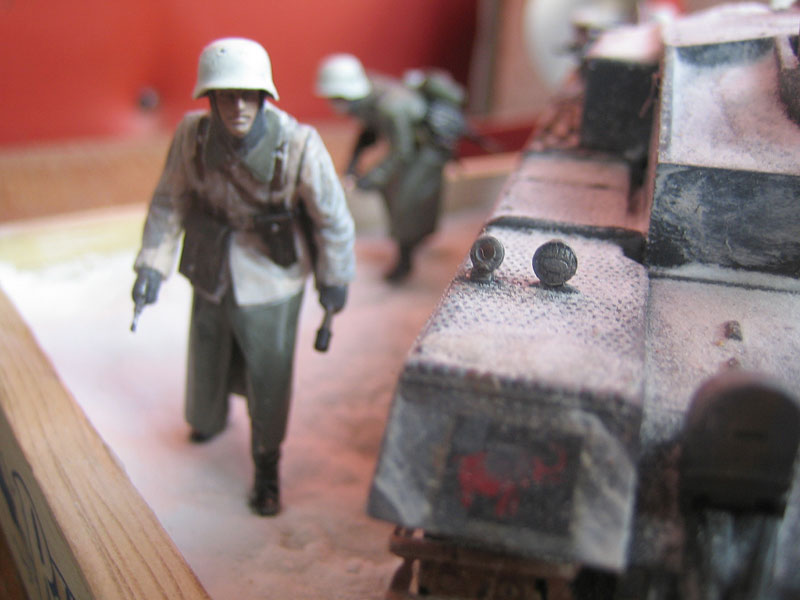 Dioramas and Vignettes: Winter Attack, photo #5