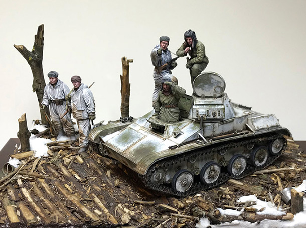 Dioramas and Vignettes: At the walls of Leningrad