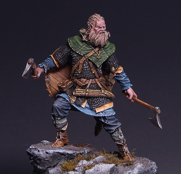 Figures: Scandinavian warrior