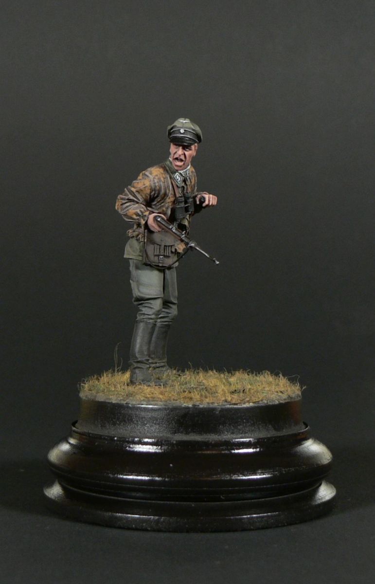 Figures: German Officer, photo #7