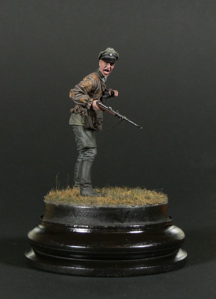 Figures: German Officer, photo #8