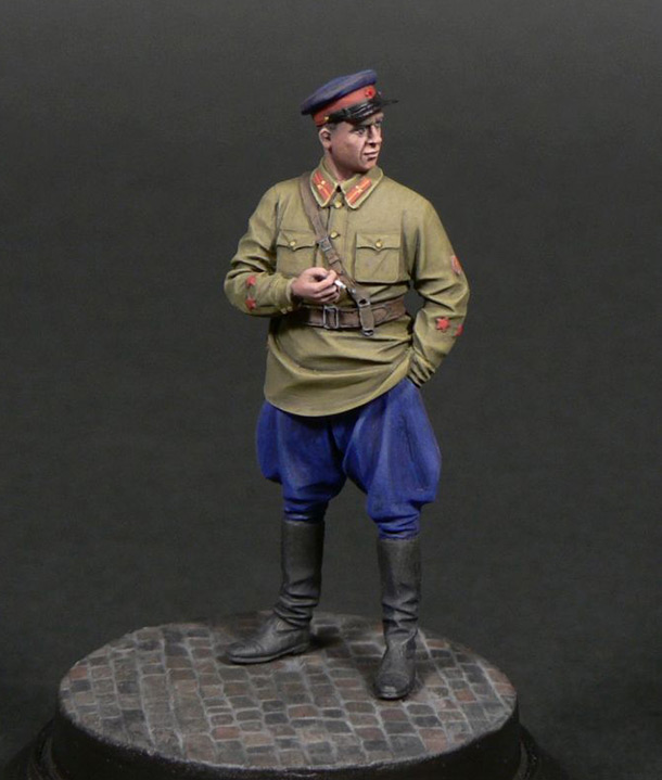 Figures: Senior lieutenant, NKVD