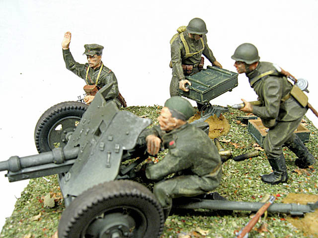 Dioramas and Vignettes: Die But Not Let 'em Go!, photo #3