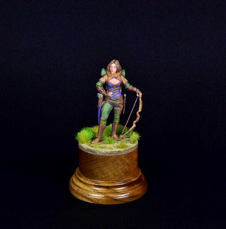 Figures: Archer girl, photo #1