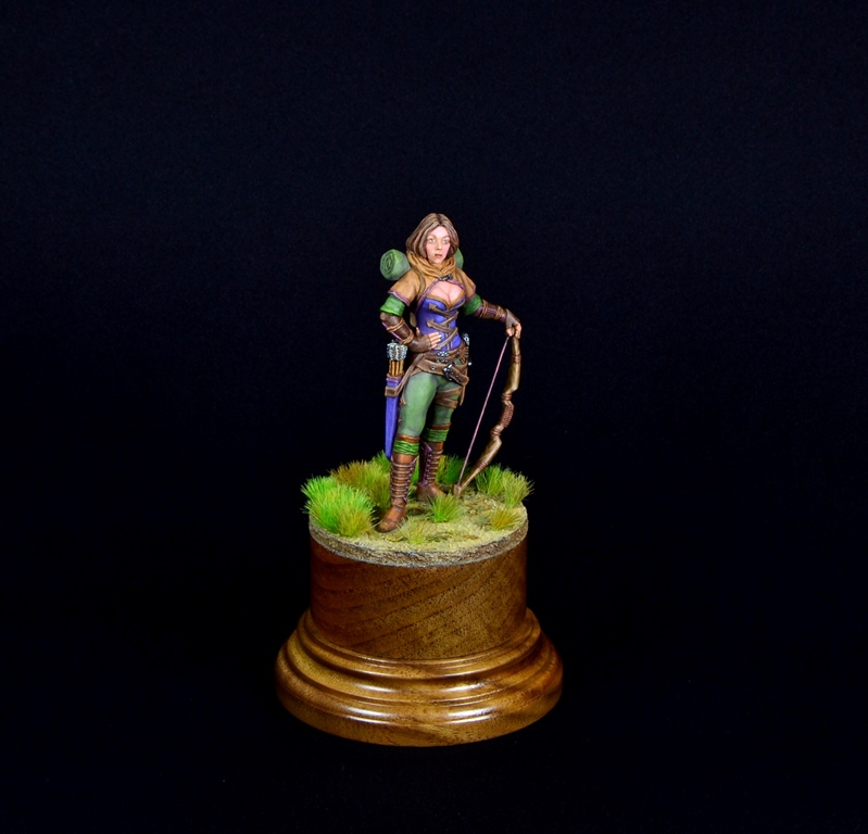 Figures: Archer girl, photo #2