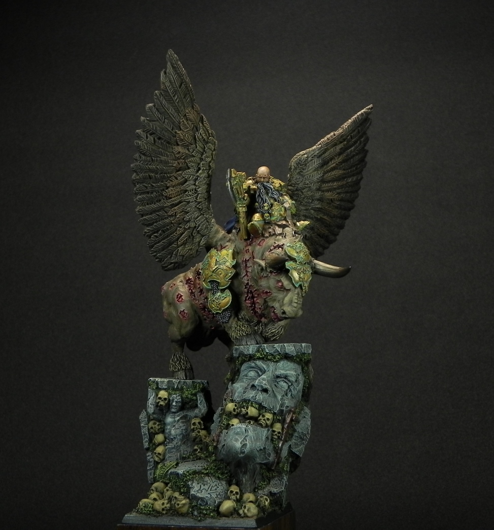 Miscellaneous: Dwarf general on war bull, photo #2