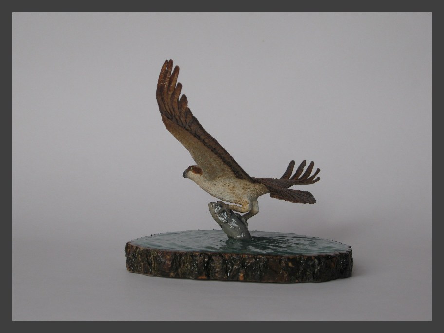 Sculpture: Osprey with prey, photo #2