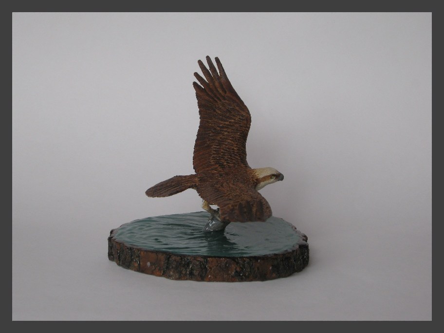 Sculpture: Osprey with prey, photo #5