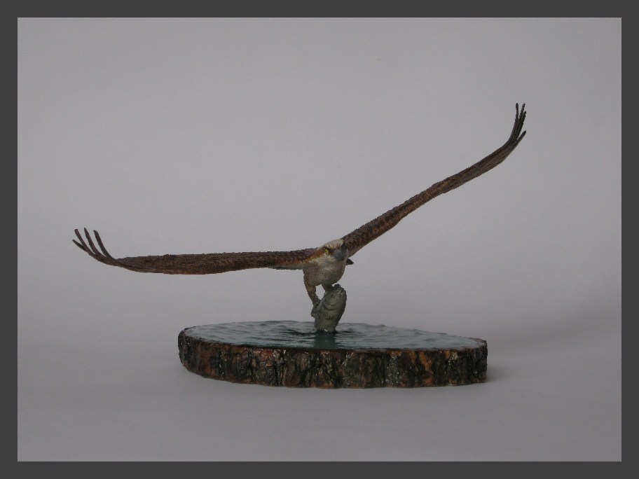 Sculpture: Osprey with prey, photo #7