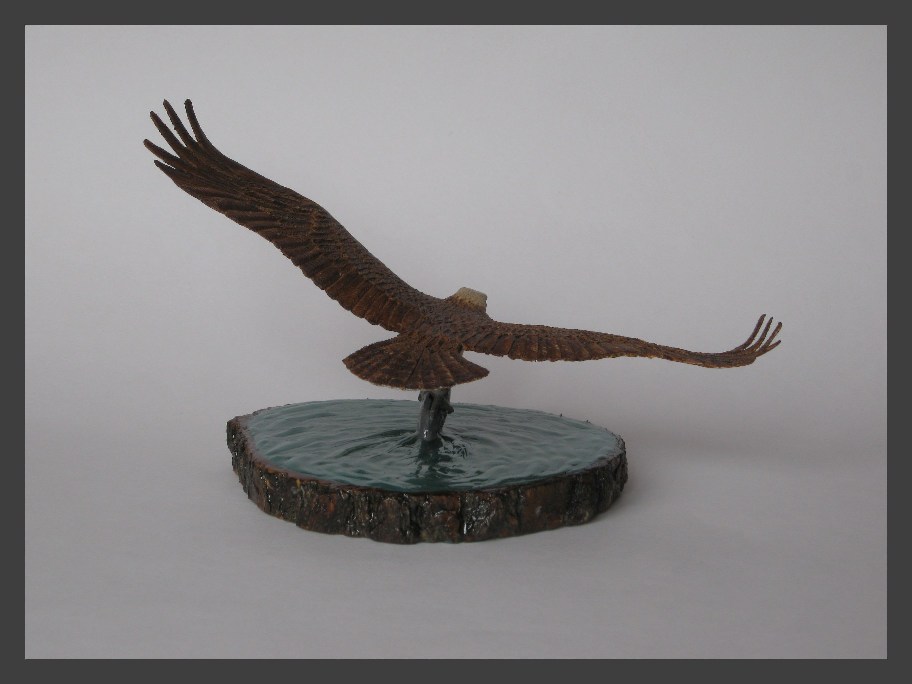 Sculpture: Osprey with prey, photo #9