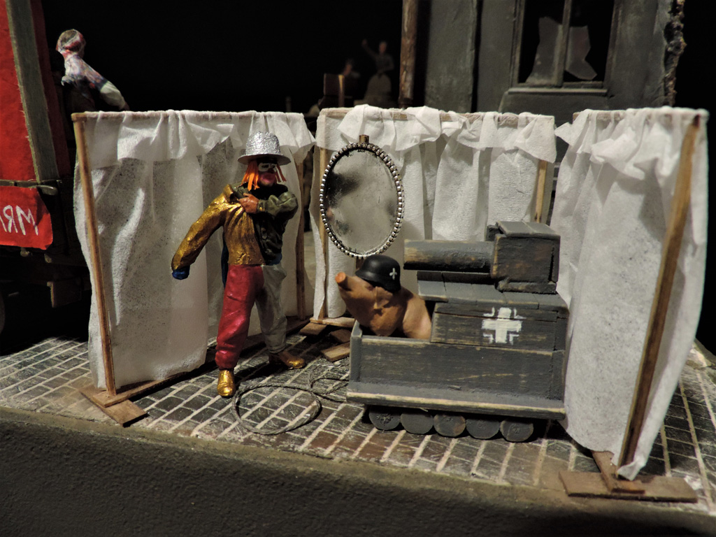 Dioramas and Vignettes: Let us live and sing, photo #21