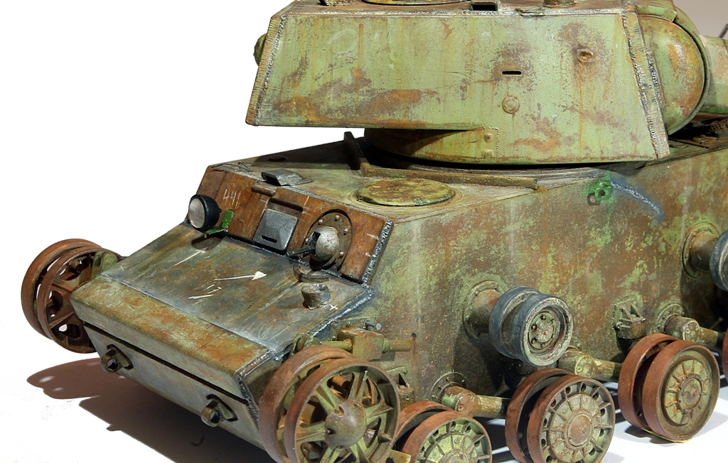 Dioramas and Vignettes: KV-1 at restoration, photo #15