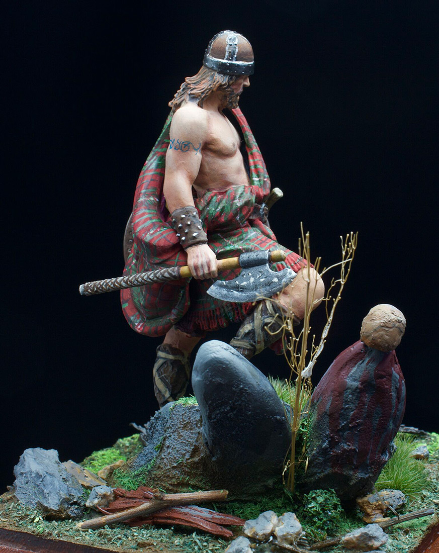 Figures: Highlander, 12-13th A.D., photo #3