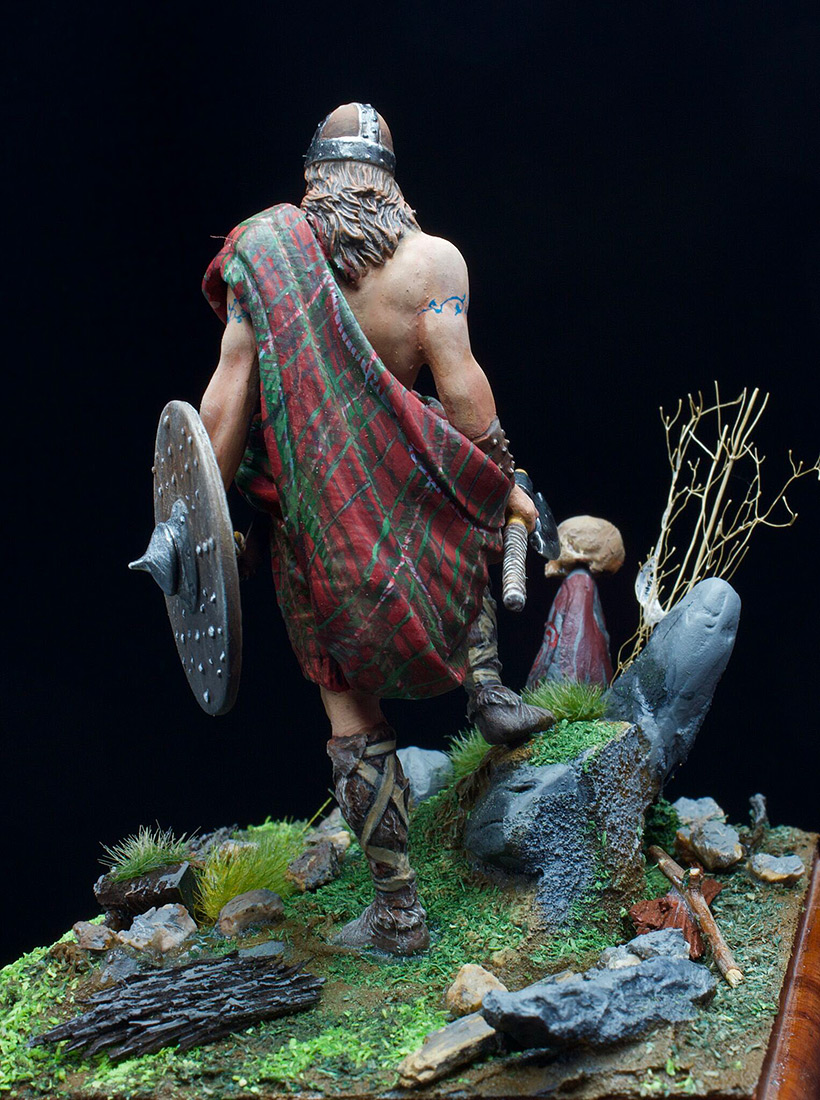 Figures: Highlander, 12-13th A.D., photo #7