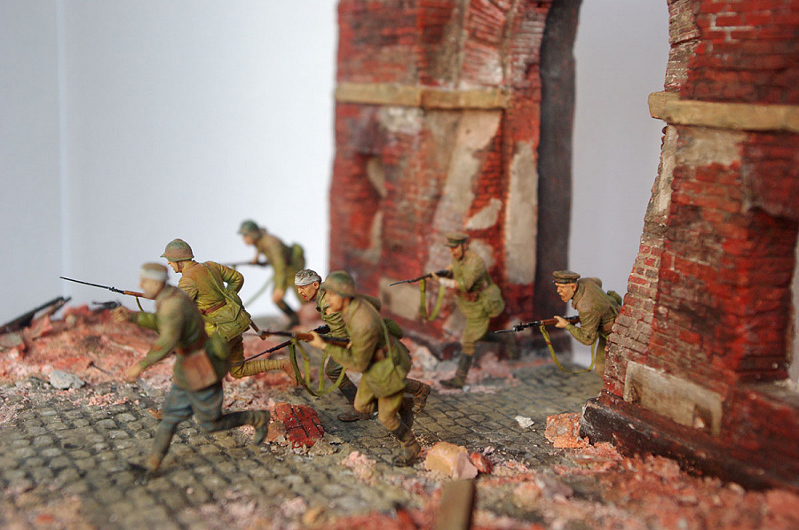Dioramas and Vignettes: I'm a Fortress, photo #16