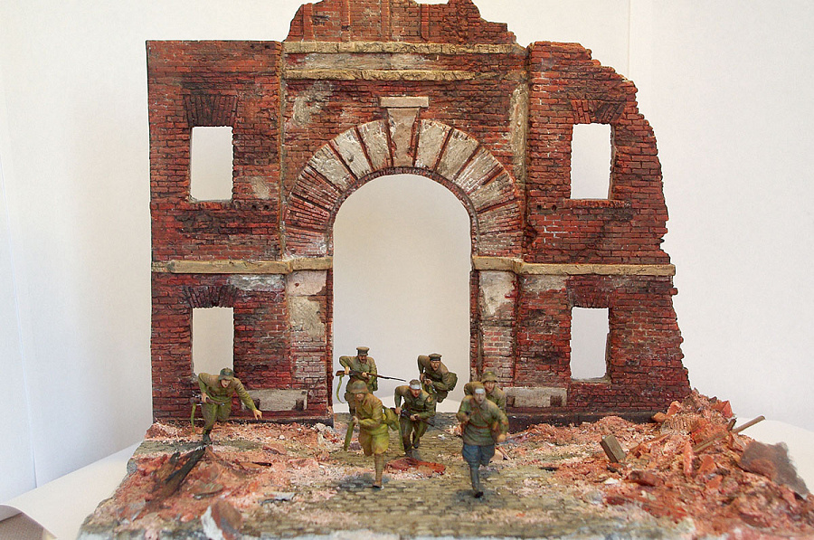 Dioramas and Vignettes: I'm a Fortress, photo #2