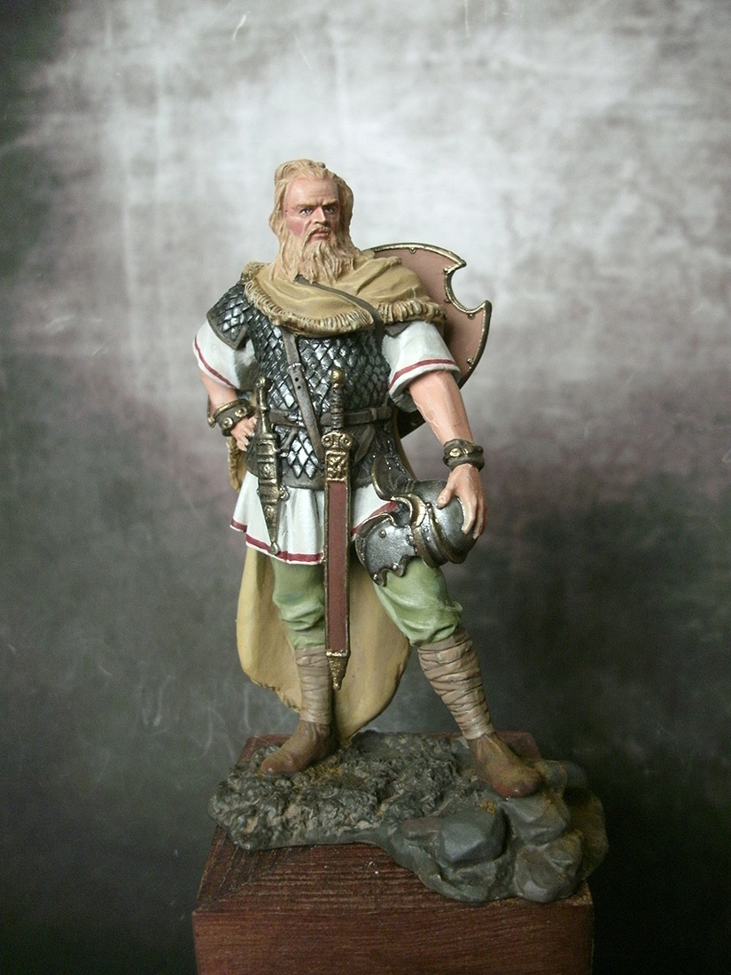 Figures: Marcomanic noble warrior, 1-2A.D., photo #1