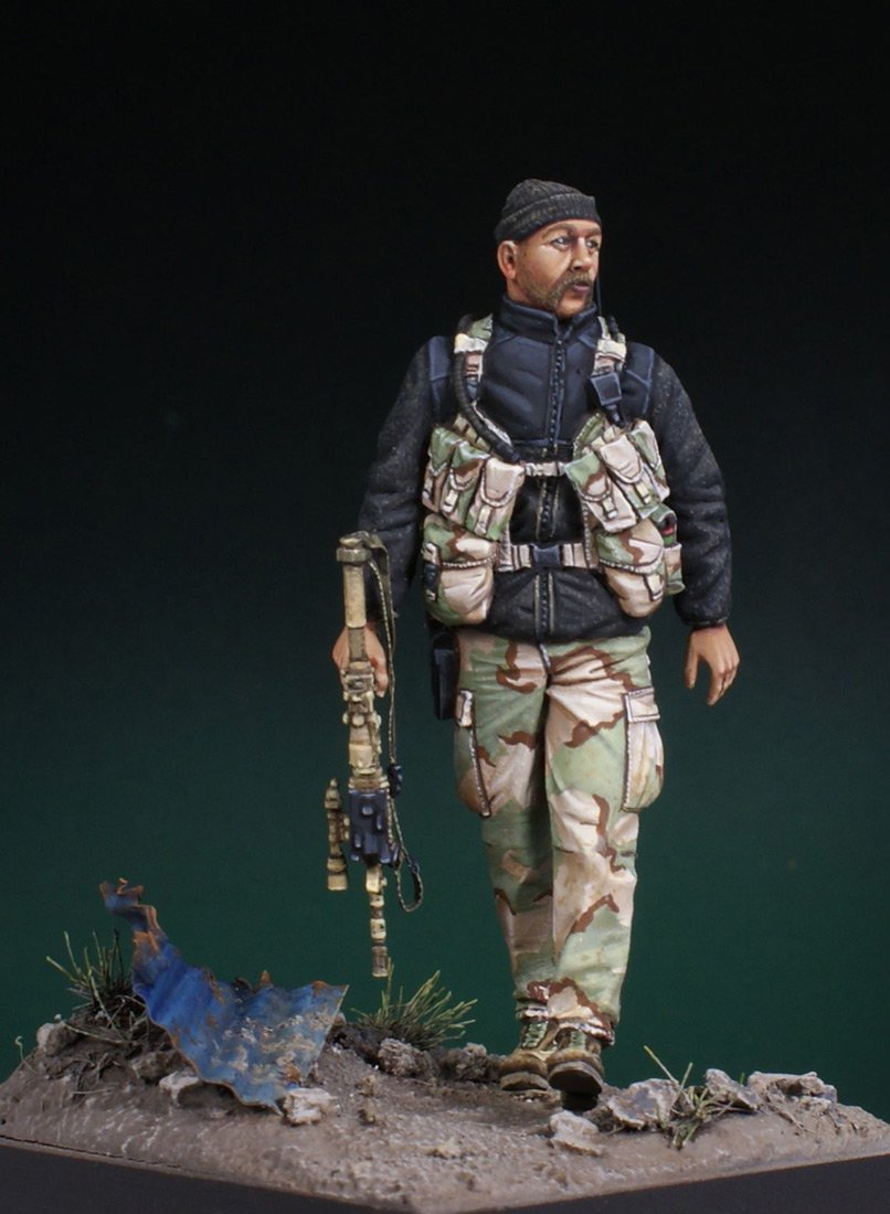 Figures: Green beret. Afghanistan 2001, photo #6