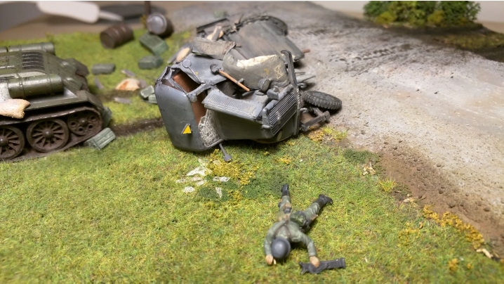 Dioramas and Vignettes: Four tankmen and dog. Betting with Death, photo #10