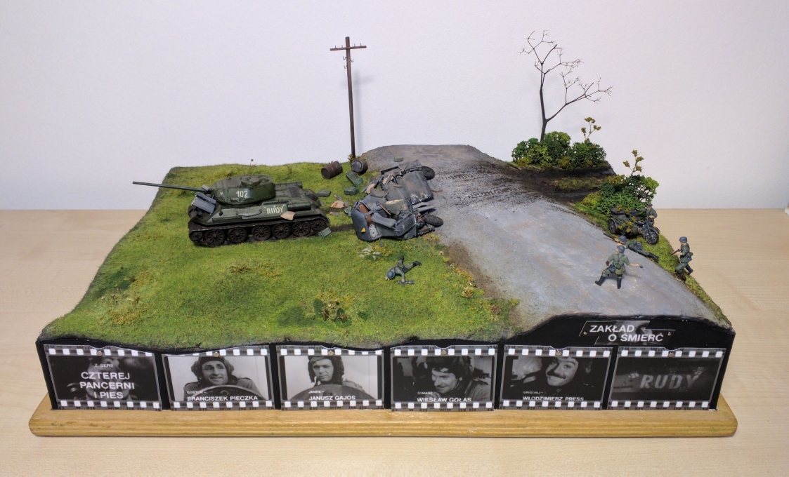 Dioramas and Vignettes: Four tankmen and dog. Betting with Death, photo #7